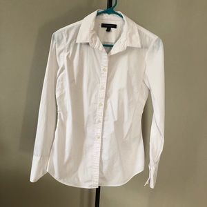 NEW! Banana Republic Wrinkle-Free Riley Shirt